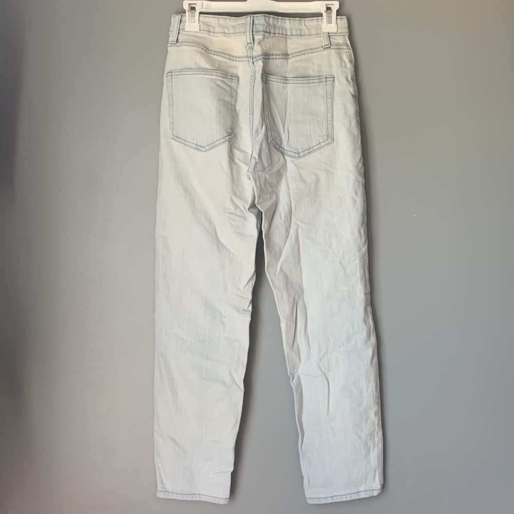 60% off Wild Fable Mom Jeans Size 2 - Picture 2 of 6